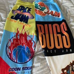 Size Medium space jam sweatpants